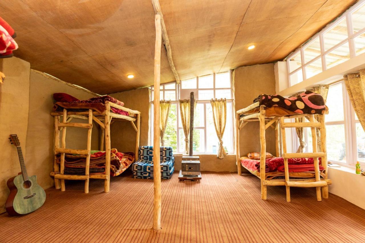Himtrek Riverside Camps & Hostel Manali Bagian luar foto