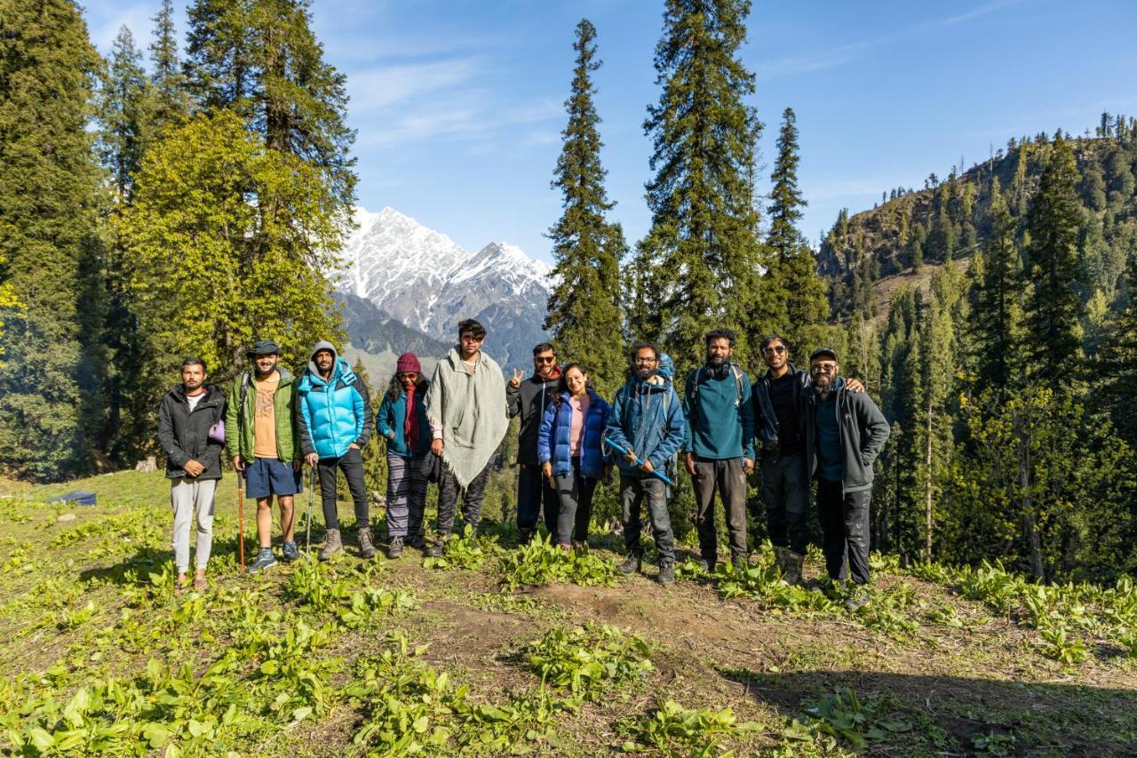 Himtrek Riverside Camps & Hostel Manali Bagian luar foto