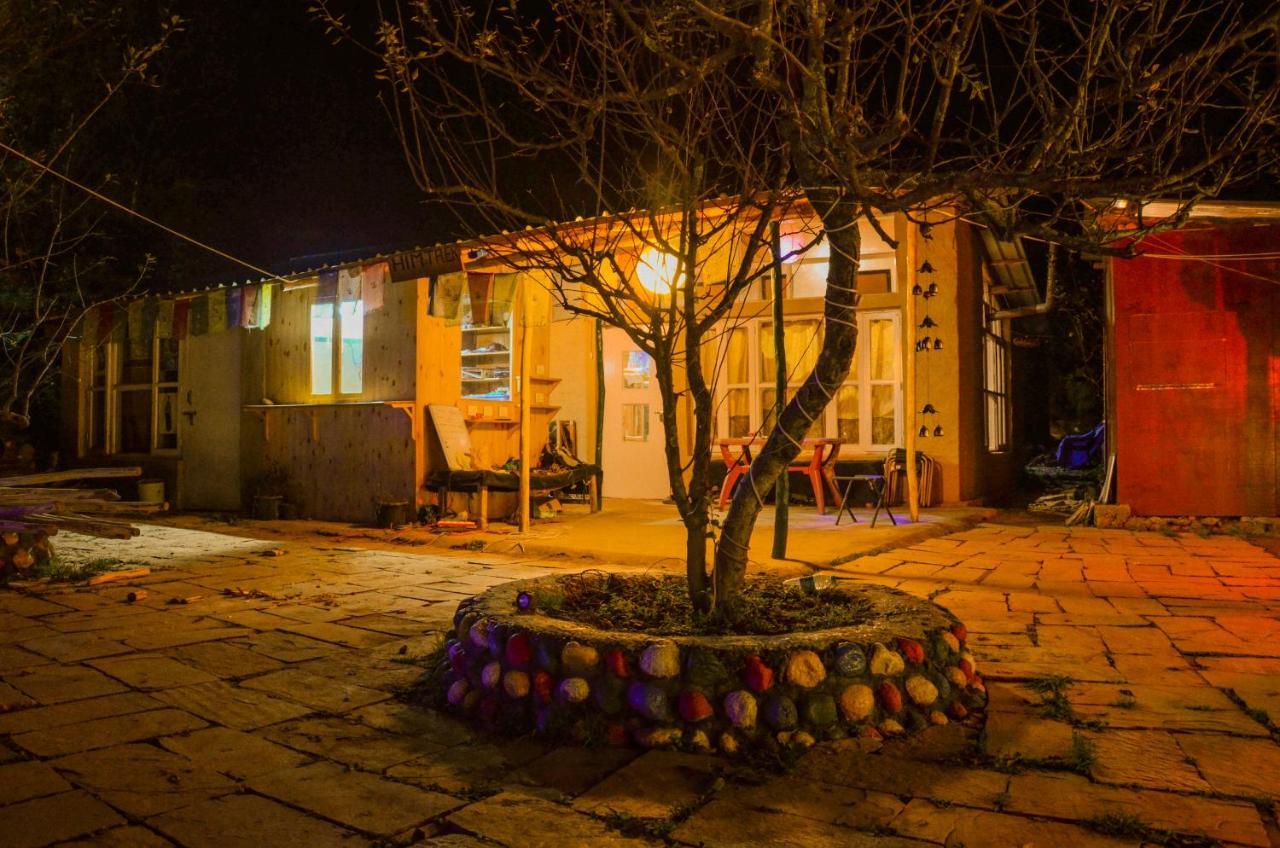 Himtrek Riverside Camps & Hostel Manali Bagian luar foto