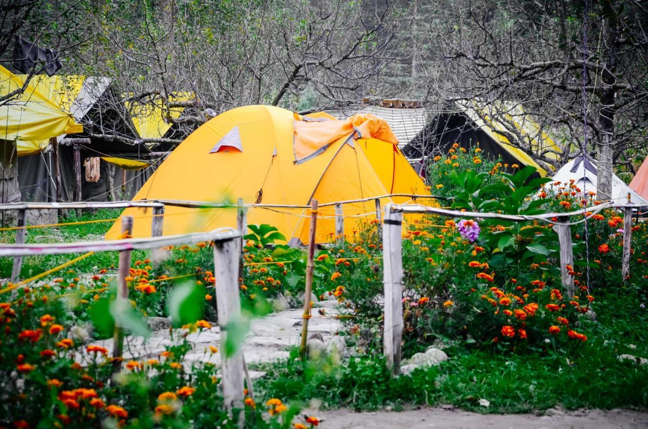 Himtrek Riverside Camps & Hostel Manali Bagian luar foto