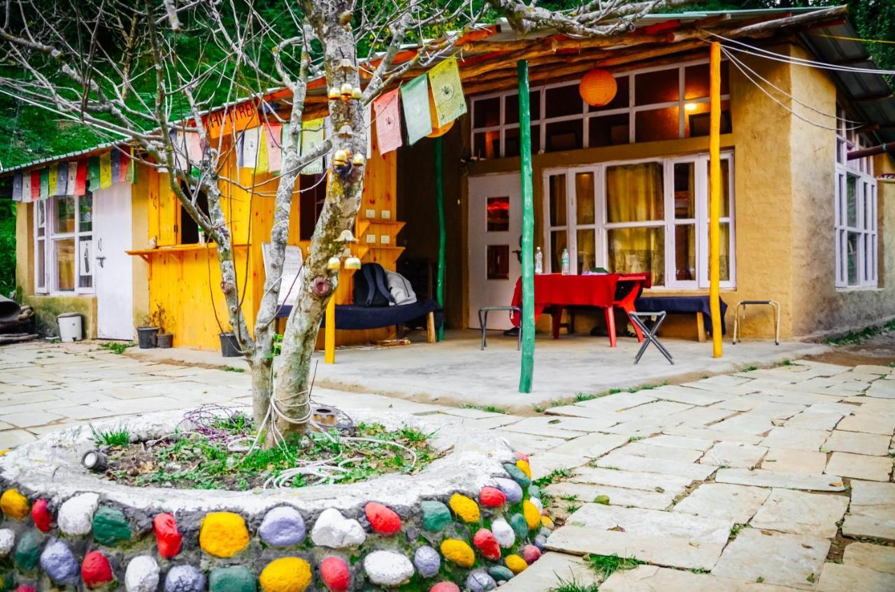 Himtrek Riverside Camps & Hostel Manali Bagian luar foto
