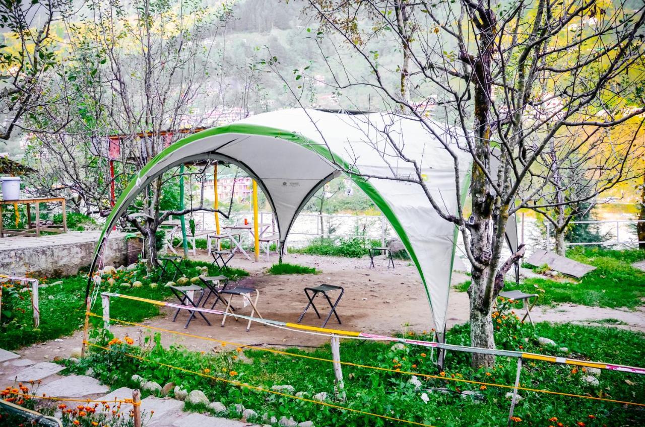Himtrek Riverside Camps & Hostel Manali Bagian luar foto