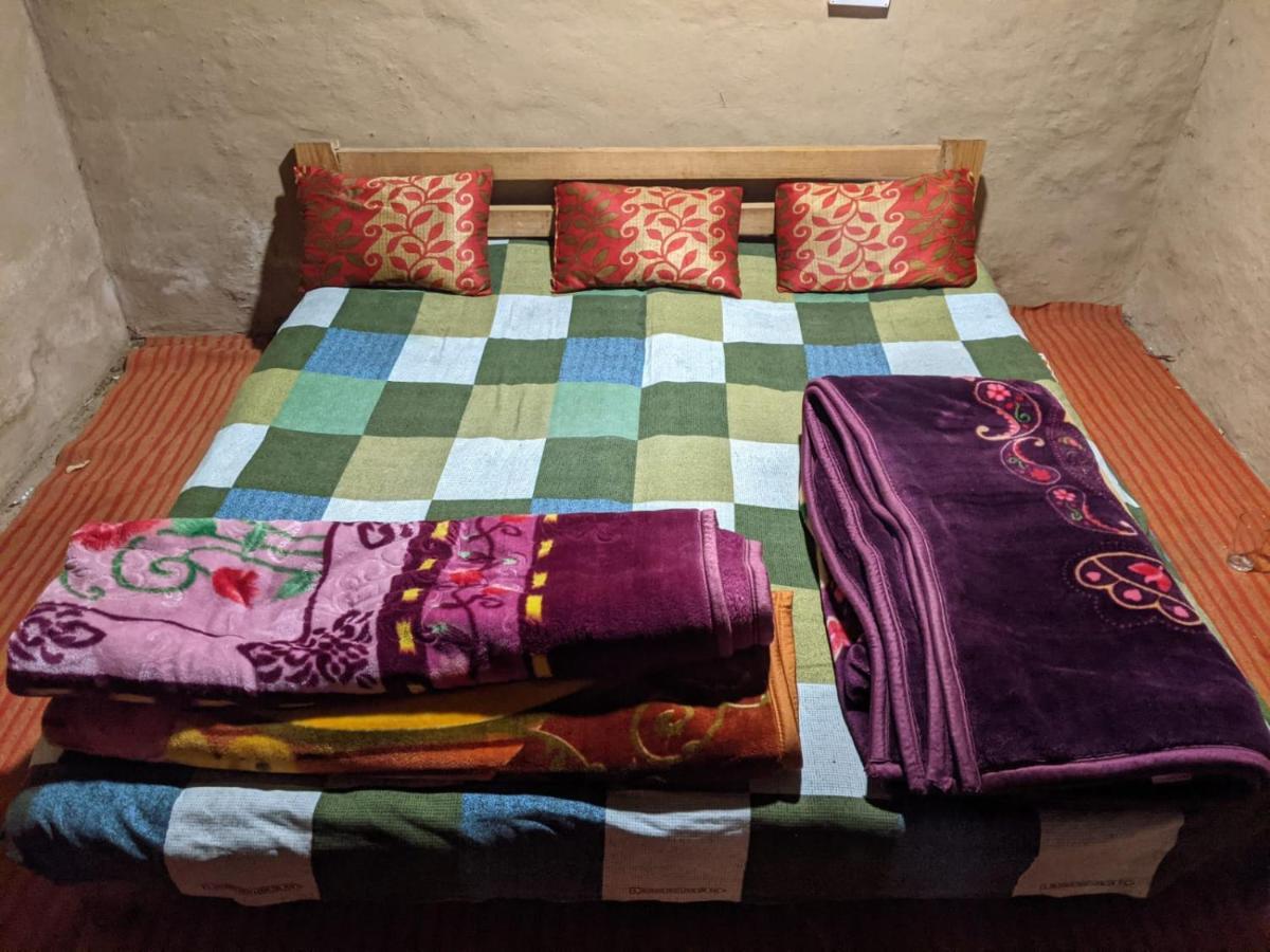 Himtrek Riverside Camps & Hostel Manali Bagian luar foto